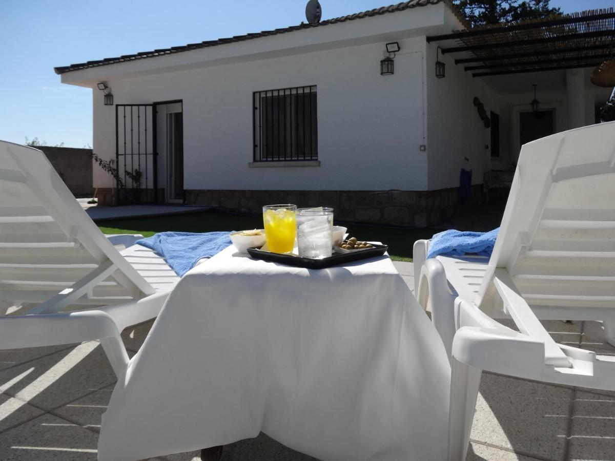 Casa Rural Mirando A La Pena "Grupo Mirando A Gredos" Кадальсо-де-лос-Видриос Экстерьер фото