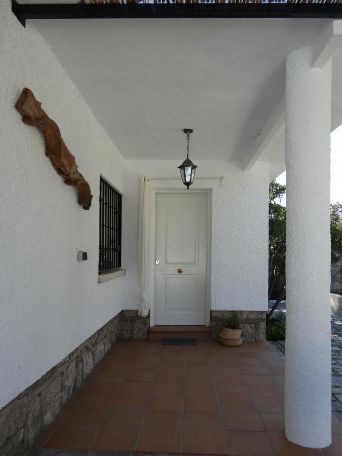 Casa Rural Mirando A La Pena "Grupo Mirando A Gredos" Кадальсо-де-лос-Видриос Экстерьер фото
